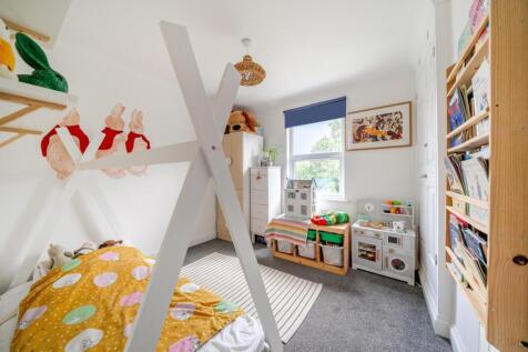 Bedroom 2.jpg