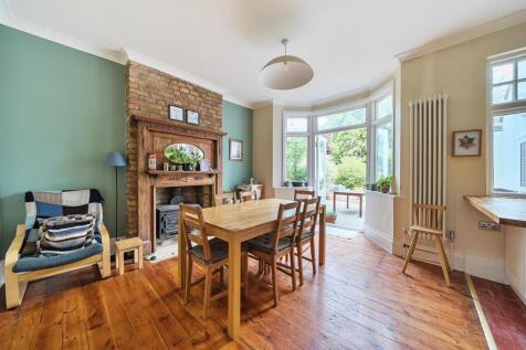 Dining Room.jpg