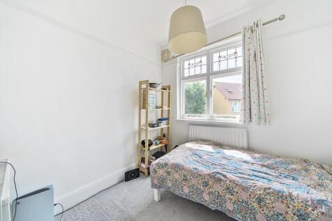 Bedroom 3.jpg