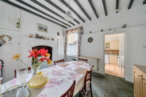 Dining Room.jpg