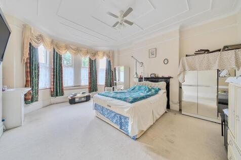 Bedroom 2.jpg