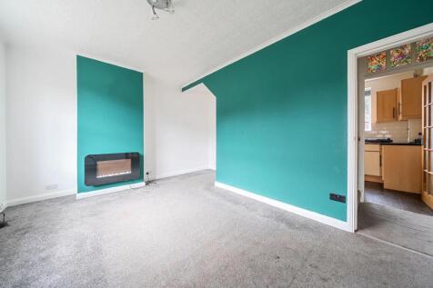 lounge3.jpg