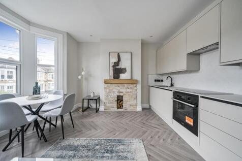 Reception-Kitchen2.jpg