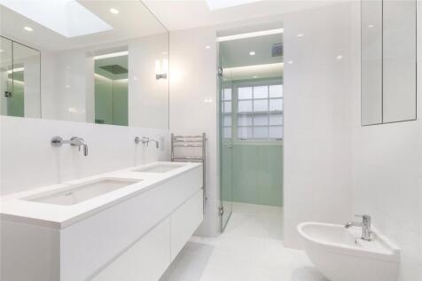Master En-Suite