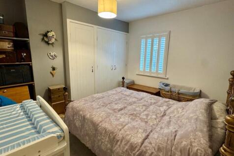 WhatsApp Image 2025-10-14 at 11.15.16_061bf53a.jpg