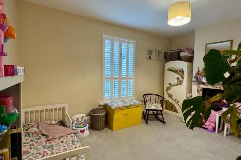 WhatsApp Image 2025-10-14 at 11.15.29_fdc91b64.jpg