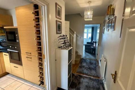 WhatsApp Image 2025-10-01 at 10.04.41_7a6c99c6.jpg