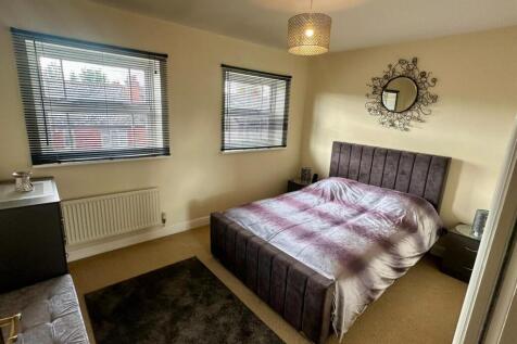 WhatsApp Image 2025-10-01 at 10.04.42_2e6a8f92.jpg