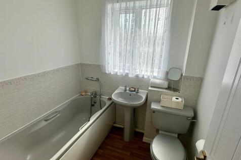 WhatsApp Image 2025-09-29 at 13.36.47_2aad2adf.jpg