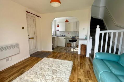 WhatsApp Image 2025-09-29 at 13.36.48_1aeba4b6.jpg