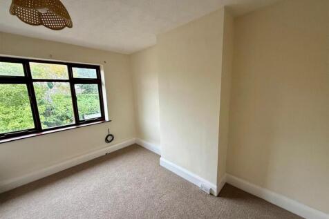 WhatsApp Image 2025-10-02 at 23.10.37_2cfdf363.jpg