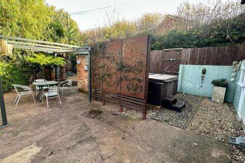 WhatsApp Image 2025-10-31 at 12.18.12_58c3cc16.jpg