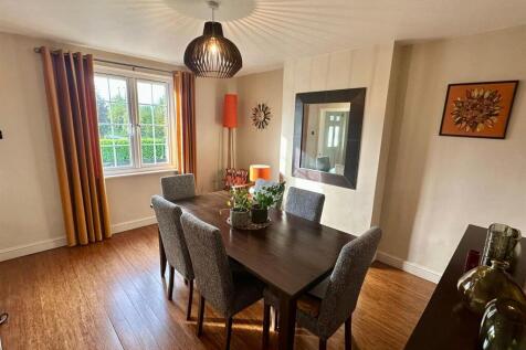 WhatsApp Image 2025-10-31 at 12.18.13_7a5f2715.jpg