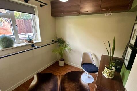 WhatsApp Image 2025-10-31 at 12.18.14_5a8ec943.jpg