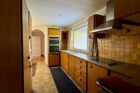 WhatsApp Image 2025-10-10 at 15.55.47_70461729.jpg