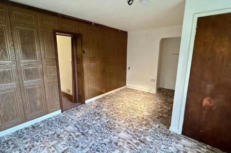 WhatsApp Image 2025-10-10 at 15.55.48_6d521e5d.jpg