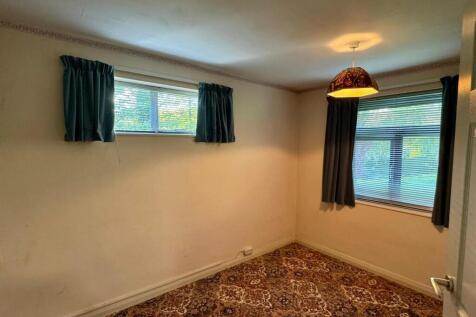 WhatsApp Image 2025-10-10 at 15.55.47_ebcf8b20.jpg