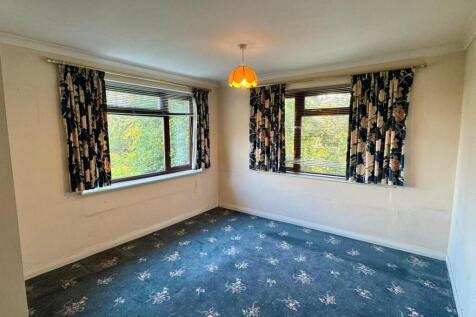 WhatsApp Image 2025-10-10 at 15.55.47_df667cab.jpg