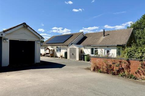 Fernside Front.jpeg