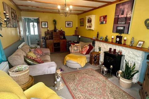 WhatsApp Image 2025-10-10 at 09.55.05_ba560294.jpg