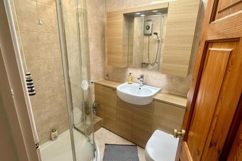 WhatsApp Image 2025-10-10 at 09.55.04_d03db849.jpg