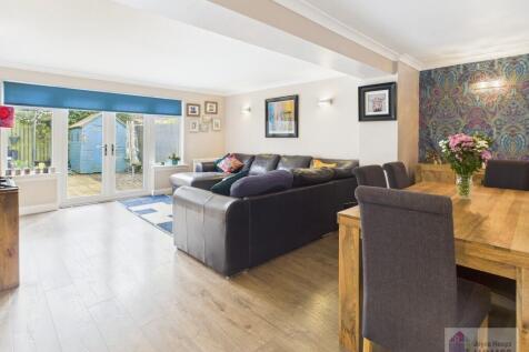 Family/Dining Room