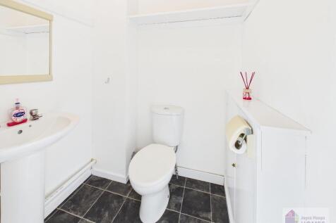 Cloaks WC