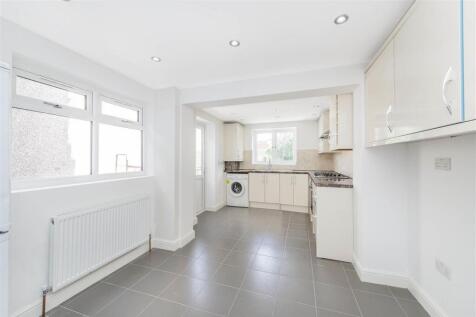 Kitchen / Dinning