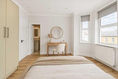En Suite Bathroom