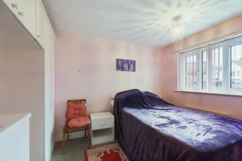 CAM03145G0-PR0190-STILL025.jpg