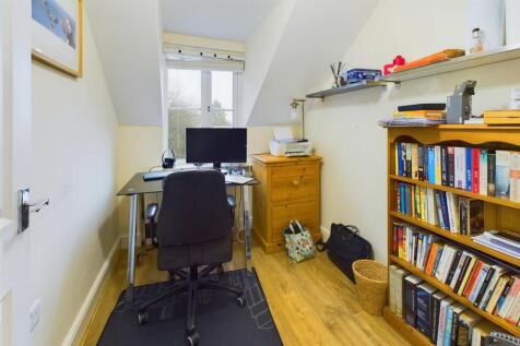 CAM03145G0-PR0250-STILL029.jpg