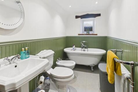 Axe Edge Green Farm - Bathroom