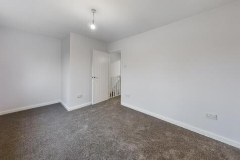 Bedroom 1: