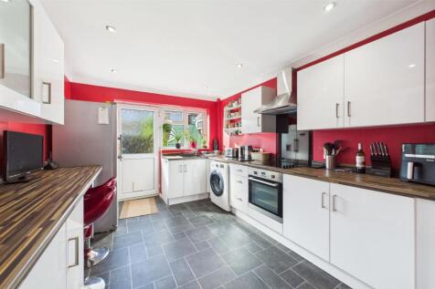 Kitchen / Breakfast Room