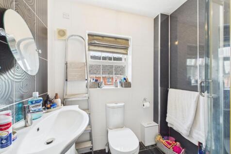 Family Shower Room