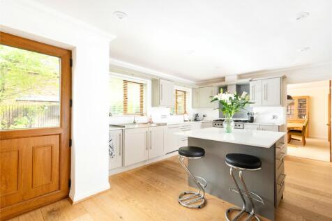 Kitchen/Breakfast Rm