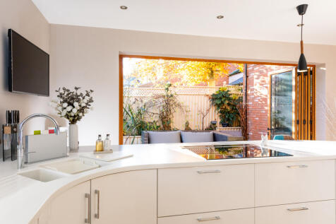 Kitchen/Breakfast
