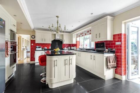 Kitchen/Breakfast Rm