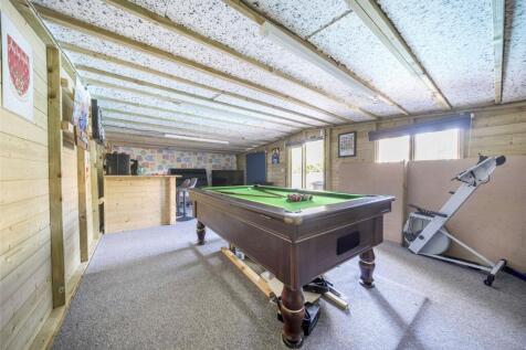 Garden/Games Room