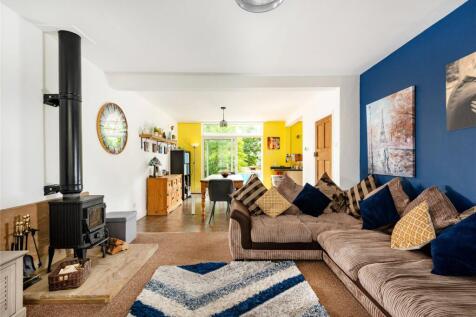Sitting/Dining Room