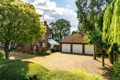 Driveway/Garaging