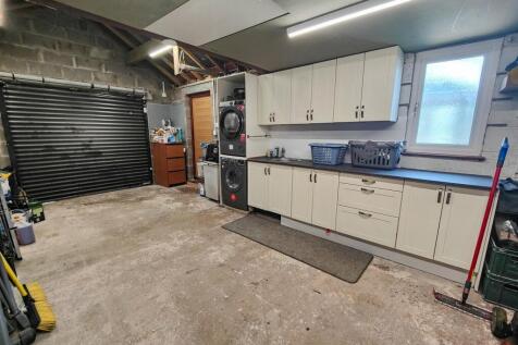 Garage &amp; Utility
