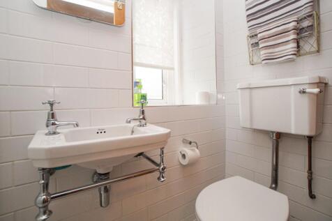 En-Suite 1