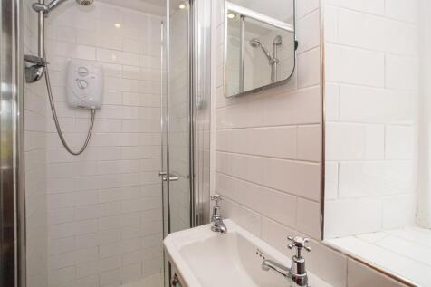 En-Suite 1