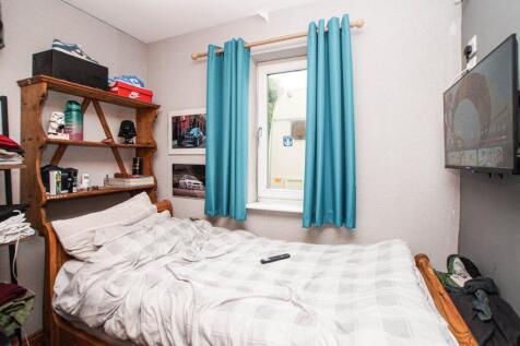 The Den Bedroom 3