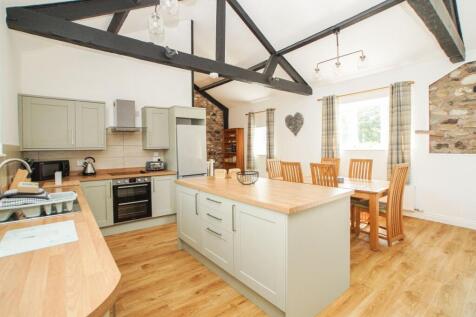 Open Plan Living/Dining/Kitchen