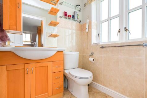 Master En-Suite