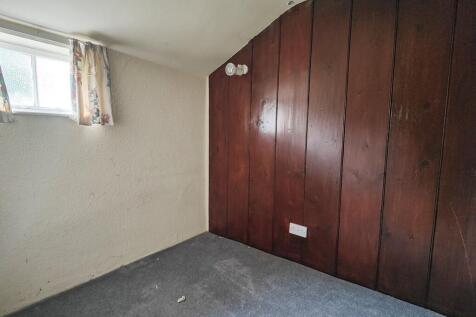 Bedroom 4/Office