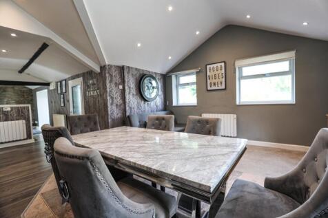 Dining Kitchen Area