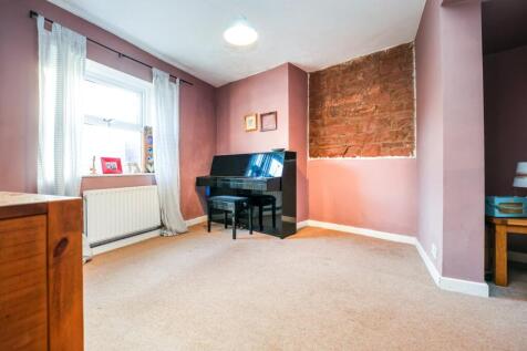 Open Plan Lounge &amp; Snug